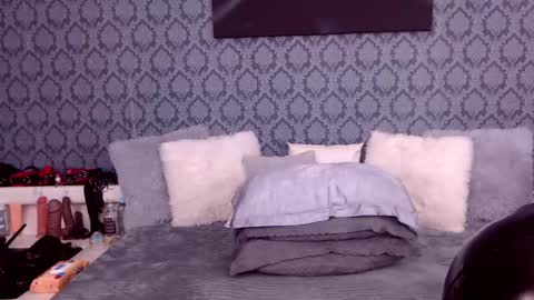 Dolly online show from 03.05.25