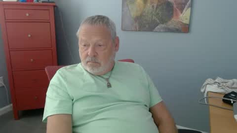 Snapshot of doloroso chatting on 10.06.25 Doloroso online show from 10.06.25