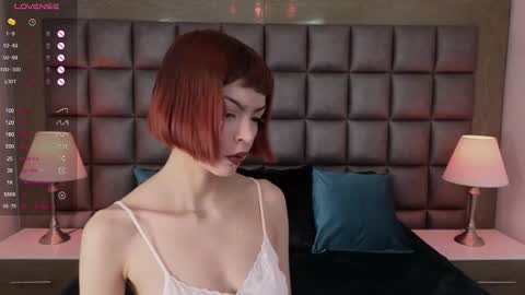 Snapshot of dolyconor chatting on 10.18.25 Dolly online show from 10.18.25