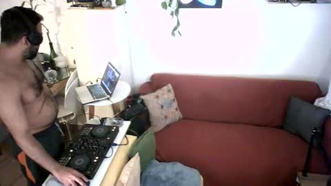 Snapshot of domfetishx chatting on 09.29.25 all fetishes online show from 09.29.25