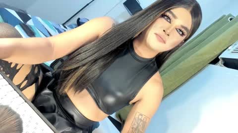 Snapshot of domina_angela chatting on 09.30.25 ANGELA online show from 09.30.25
