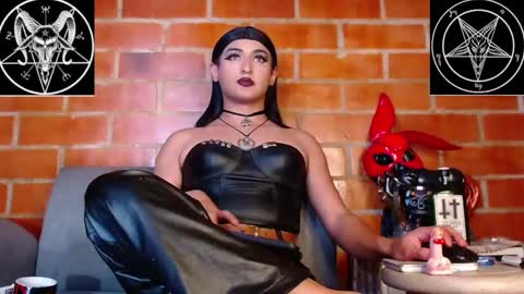 Snapshot of domina_lilith chatting on 02.13.25 Lilith online show from 02.13.25