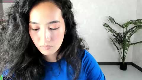 Aura online show from 09.12.25