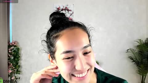 Aura online show from 09.26.25