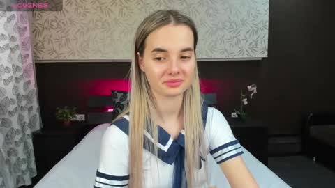 Snapshot of donnaaa_evans chatting on 02.07.25 Donna On GMT2 Mon-Fri 3-9 AM online show from 02.07.25