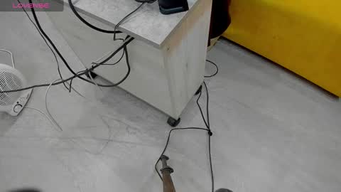 Snapshot of donnaaa_evans chatting on 02.08.25 Donna On GMT2 Mon-Fri 3-9 AM online show from 02.08.25