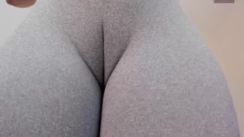 Paula DiazGMT-5 0730 - 1400 online show from 11.28.25