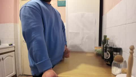 Snapshot of doriancretu95 chatting on 12.28.24 menu below online show from 12.28.24