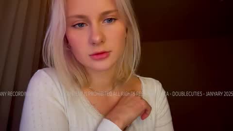 Snapshot of doublecuties chatting on 01.10.25 Lana Eva dont forget to give us a thumb up online show from 01.10.25