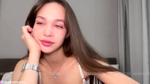 Snapshot of doublecuties chatting on 01.19.25 Lana Eva dont forget to give us a thumb up online show from 01.19.25