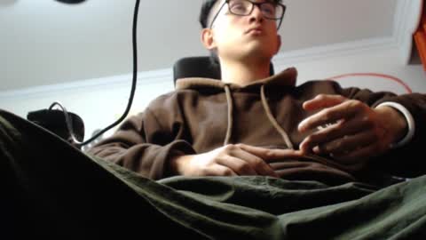 Snapshot of douglas_drake chatting on 12.19.24 douglas_drake online show from 12.19.24