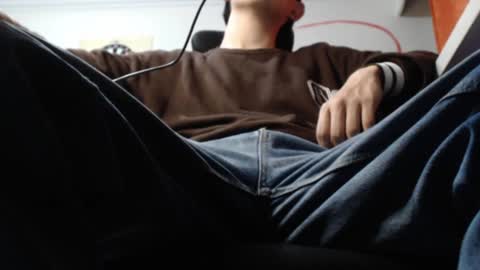 Snapshot of douglas_drake chatting on 01.12.25 douglas_drake online show from 01.12.25