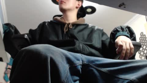 Snapshot of douglas_drake chatting on 01.25.25 douglas_drake online show from 01.25.25