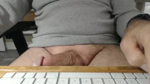 Snapshot of down69_4_u chatting on 12.21.24 down69_4_u online show from 12.21.24