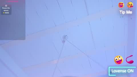 Snapshot of doyeeon chatting on 02.23.25 Doyeon online show from 02.23.25