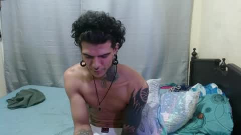 Snapshot of dragon666uwur chatting on 01.12.25 Dragon online show from 01.12.25