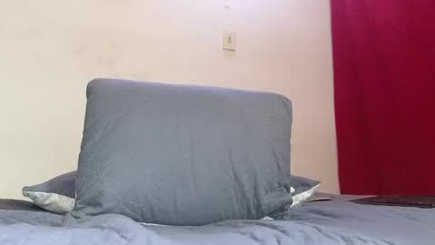 Snapshot of drakesonxx chatting on 03.09.25 Andrs  Independent Model online show from 03.09.25