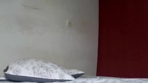 Snapshot of drakesonxx chatting on 09.24.25 Andrs  Independent Model online show from 09.24.25