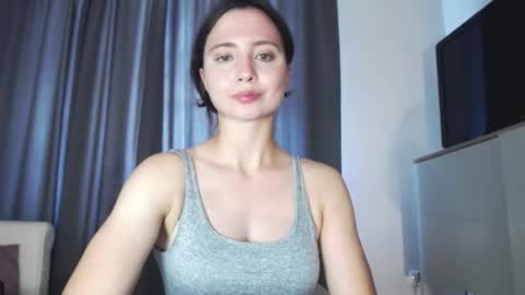Snapshot of dream_nicole02 chatting on 09.09.25 Nicole online show from 09.09.25