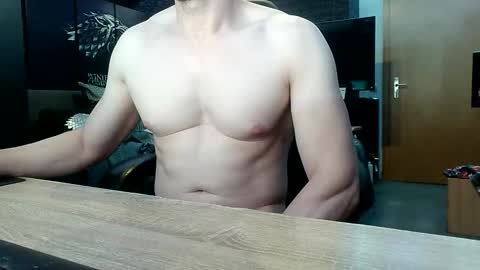 Snapshot of dreamwallker chatting on 10.19.25 Ioannes Paulus the 2nd online show from 10.19.25