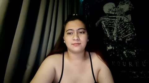 Snapshot of dreamycreamyst chatting on 01.21.25 dreamycreamyst online show from 01.21.25