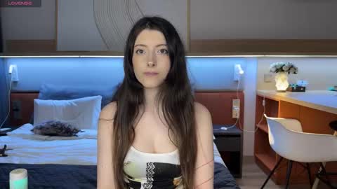 Snapshot of drippinsoprettyo_o chatting on 12.02.25 Emily online show from 12.02.25