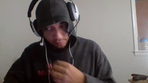 Snapshot of dubz07 chatting on 12.11.24 dubz07 online show from 12.11.24