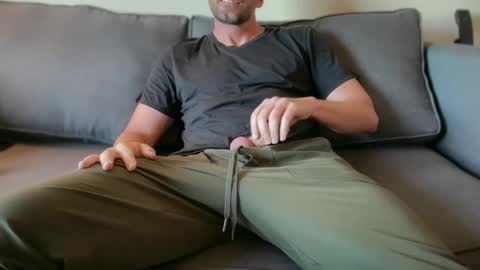 Snapshot of duke_london chatting on 09.23.25 Duke online show from 09.23.25