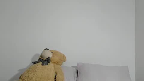 Snapshot of dulce_roberts_ chatting on 02.19.25 Dulce online show from 02.19.25