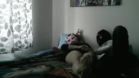 Snapshot of dulcebombon224 chatting on 10.11.25 dulcebombon224 online show from 10.11.25