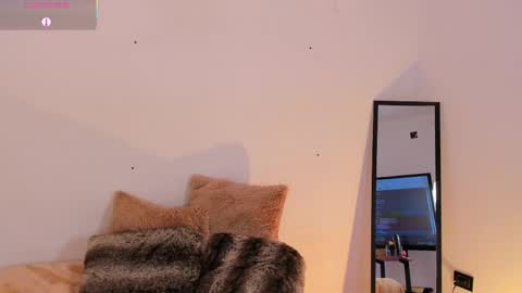 Dulcey online show from 09.21.25