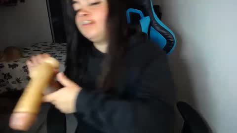 Snapshot of dumont_model chatting on 10.10.25 Nicole   online show from 10.10.25