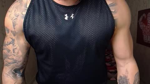 Snapshot of duncanstones chatting on 12.18.24 DuncanStone online show from 12.18.24
