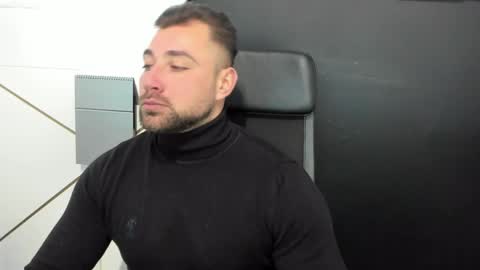 Snapshot of duncanstones chatting on 02.19.25 DuncanStone online show from 02.19.25