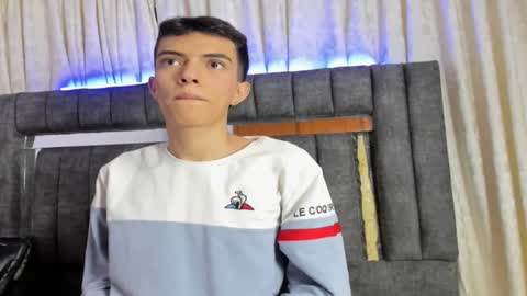 Snapshot of dylan_2005 chatting on 09.29.25 Dylan online show from 09.29.25