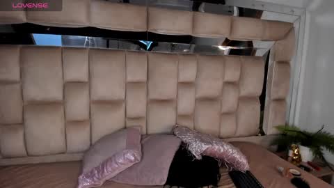 Snapshot of dylan_turner_ chatting on 10.12.25 dylan_turner_ online show from 10.12.25