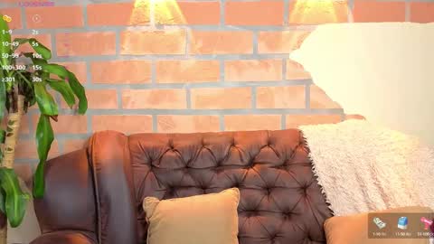 Snapshot of dylanstonne1 chatting on 09.30.25 D Y L A N online show from 09.30.25