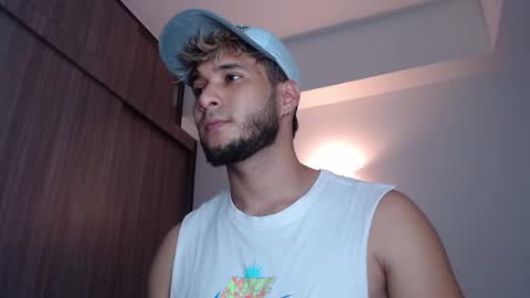 Snapshot of dylanxfun chatting on 09.24.25 dylanxfun online show from 09.24.25