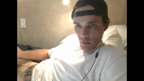 Snapshot of dylp400 chatting on 02.28.25 dylp400 online show from 02.28.25