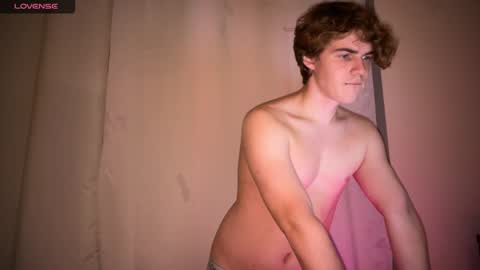 Snapshot of dymonted chatting on 01.30.25 dymonted online show from 01.30.25