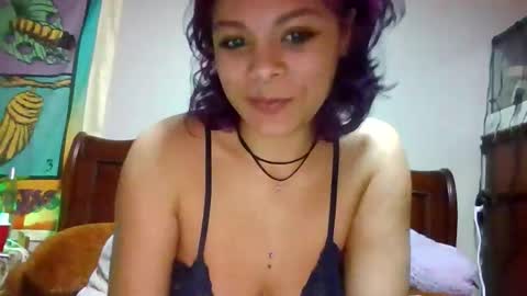 Snapshot of earth2lila chatting on 11.26.25 earth2lila online show from 11.26.25