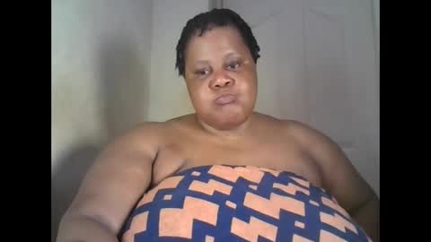 ebony_magixs online show from 10.14.25