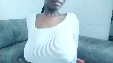 Ebony Melanie online show from 03.04.25