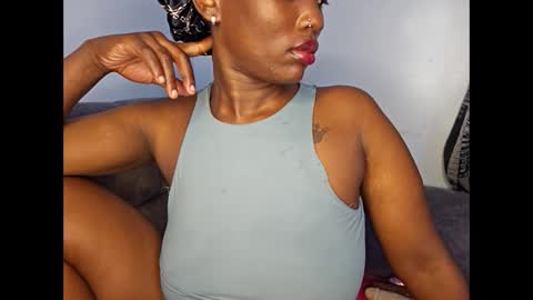 Ebony Melanie online show from 10.07.25