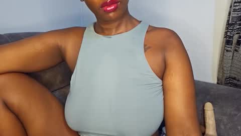 Ebony Melanie online show from 12.01.25