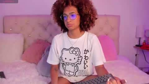 Snapshot of ebonygoddes03 chatting on 12.10.24 Queen Ebony online show from 12.10.24