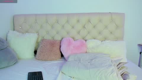 Snapshot of ebonygoddes03 chatting on 12.14.24 Queen Ebony online show from 12.14.24