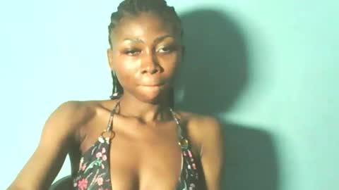 Snapshot of ebonyxxbabe chatting on 10.01.25 ebonyxxbabe online show from 10.01.25