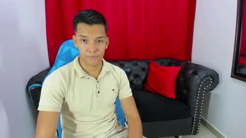 Snapshot of edwin_blaz chatting on 09.14.25 edwin blaz. online show from 09.14.25
