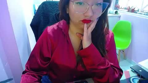 Snapshot of eireneninon chatting on 01.03.25 Eirene online show from 01.03.25